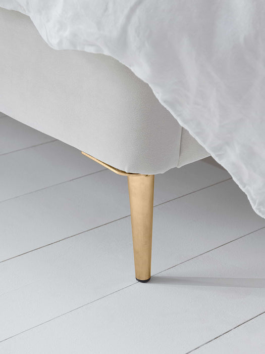 Fluted Velvet Kingsize Bed - Soft Grey