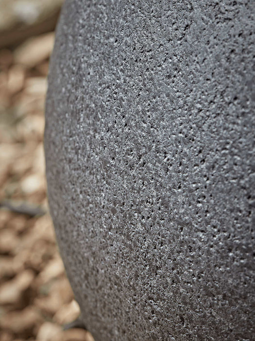 Curved Water Feature