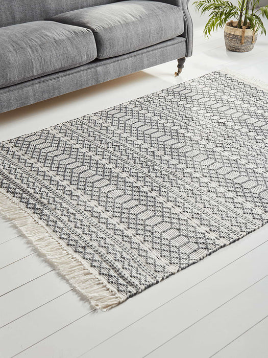 Indoor Outdoor Geometric Rug