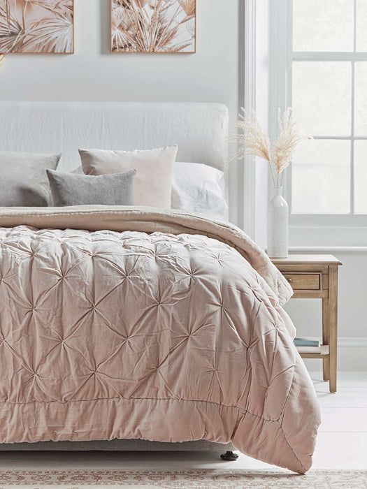 Pin-Tucked Velvet & Linen Kingsize Quilt - Blush
