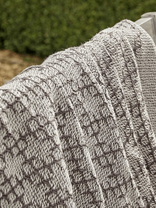 Indoor Outdoor Diamonds Reversible Throw - Grey