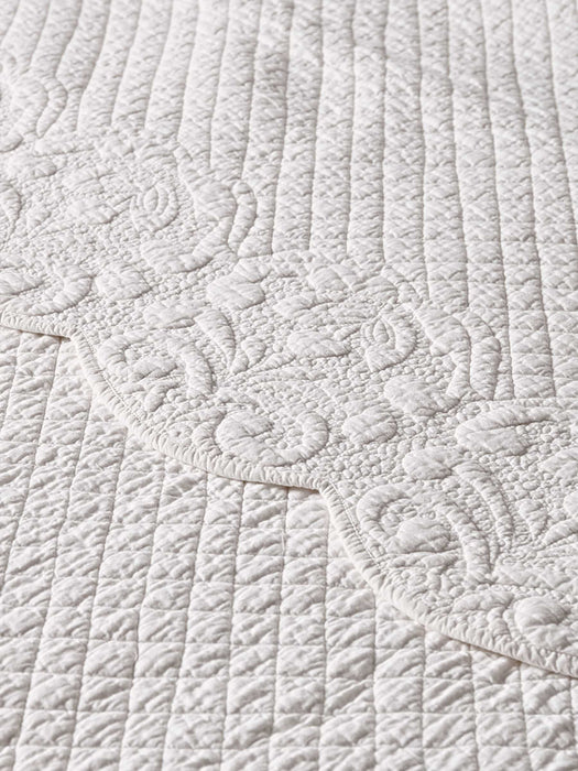 Embroidered Scalloped Bedspread