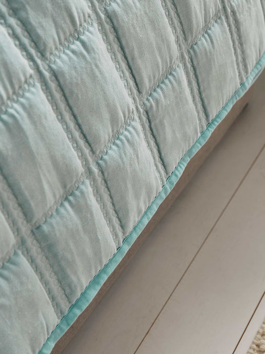 Lightweight Velvet & Cotton Bedspread - Soft Blue