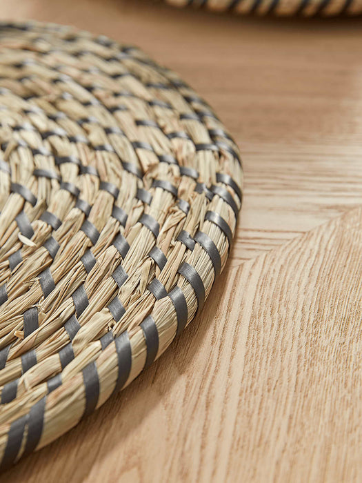 Four Round Seagrass Placemat - Black