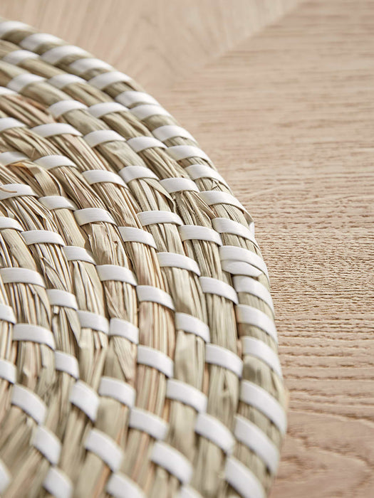 Four Round Seagrass Placemats - White