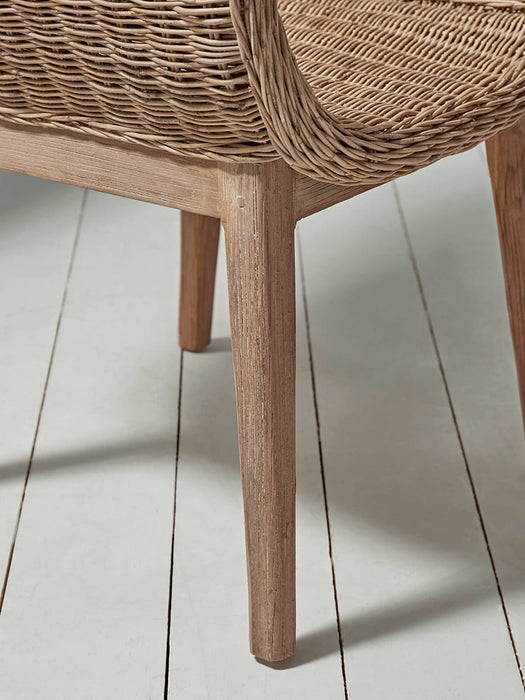 Round Rattan Carver Chair