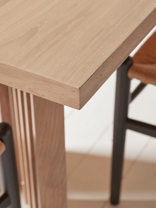 Alma Dining Table