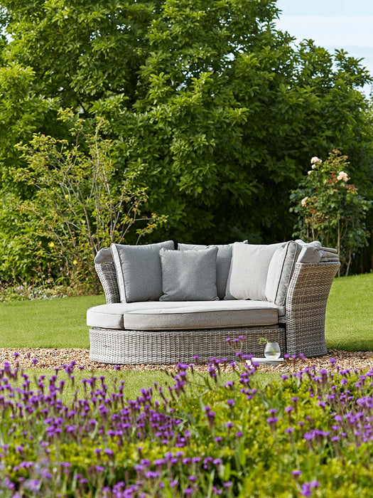 Cannes Canopied Daybed