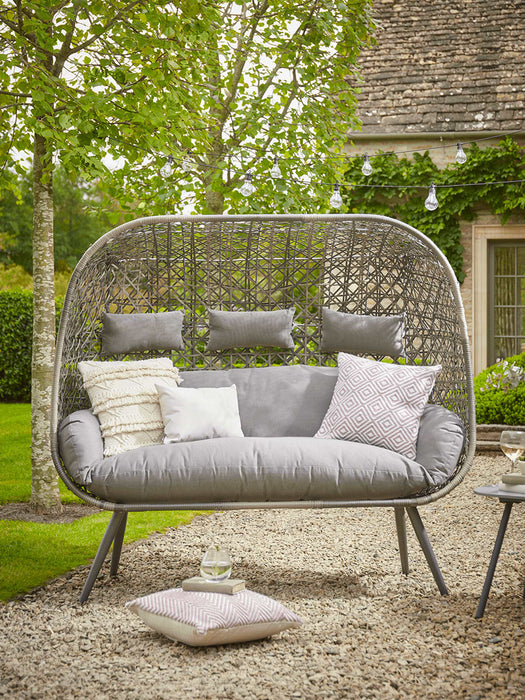Thasos Triple Cocoon Chair