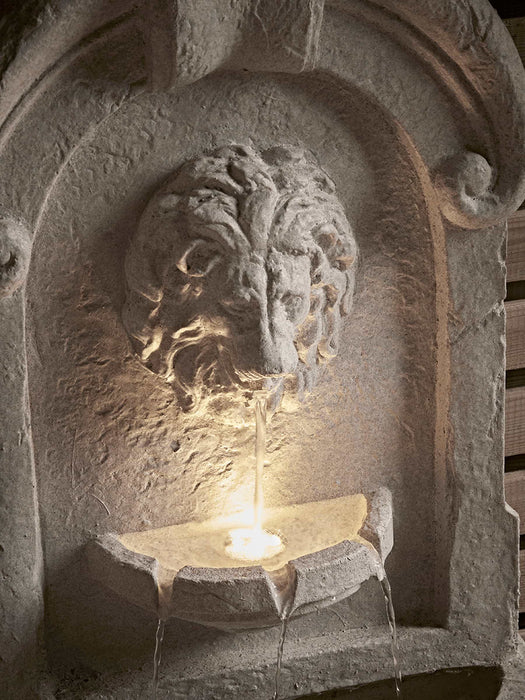 Lion Wall Mounted Water Feature