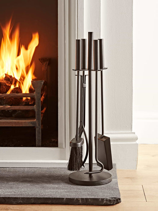 Iron Fireside Set Round
