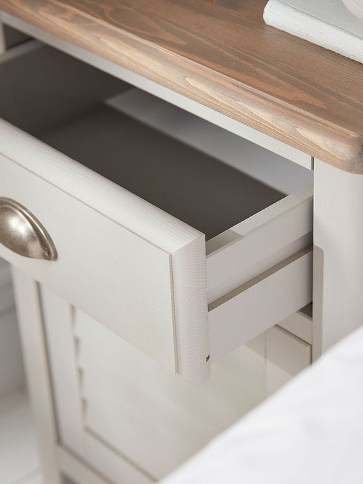Ines Bedside Table