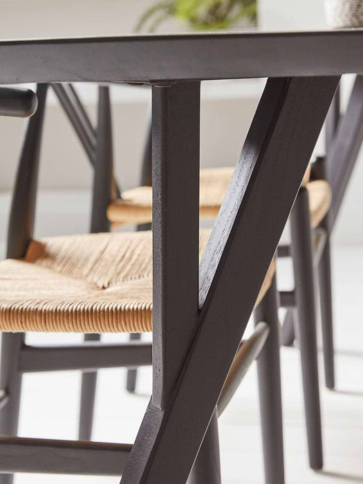 Venla Dining Table
