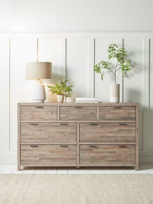 Bay Chest of Drawers - Wide