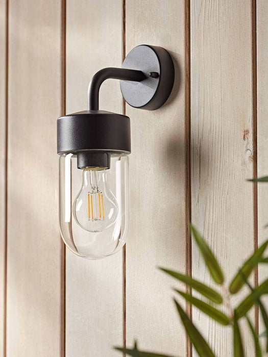 Alfresco Wall Light