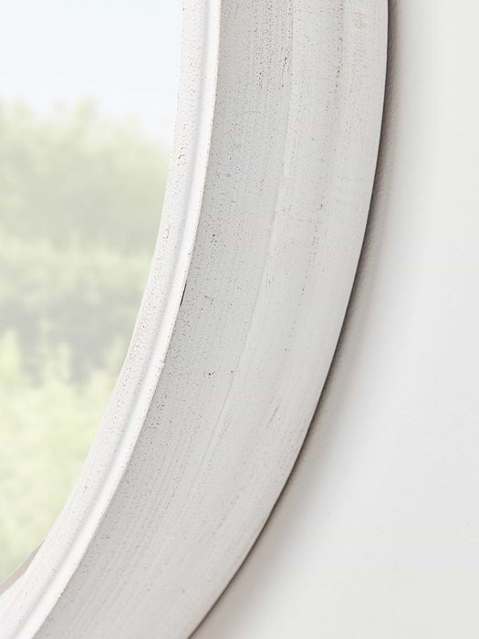 White Ribbed Round Mirror