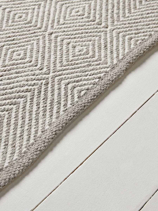 Diamond Handwoven Rug