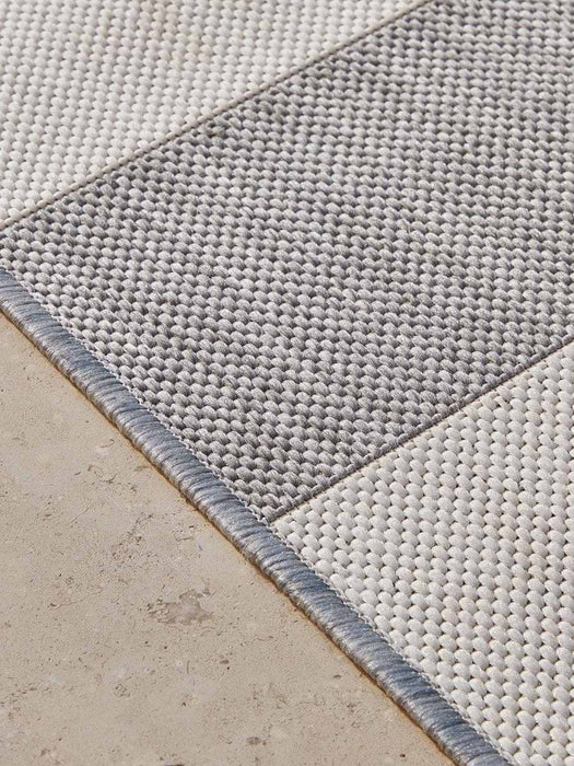 Indoor Outdoor Striped Rug - Grey