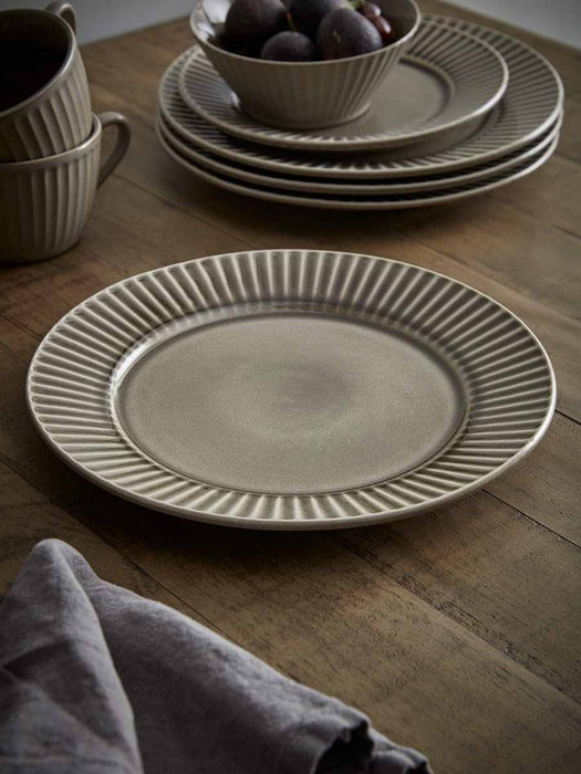 Four Akia Side Plates
