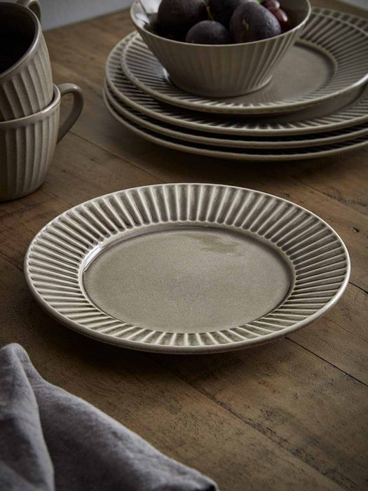 Four Akia Side Plates