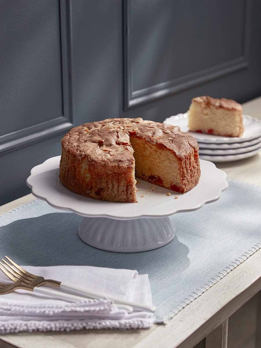 Scalloped Edge Cake Plate