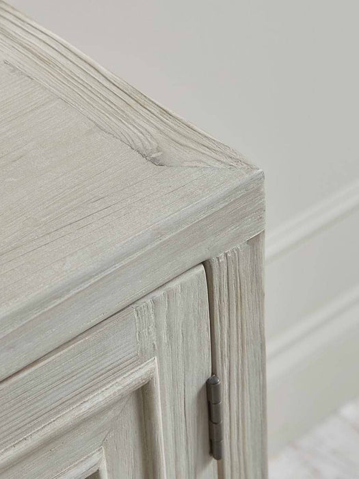 Rayen Sideboard