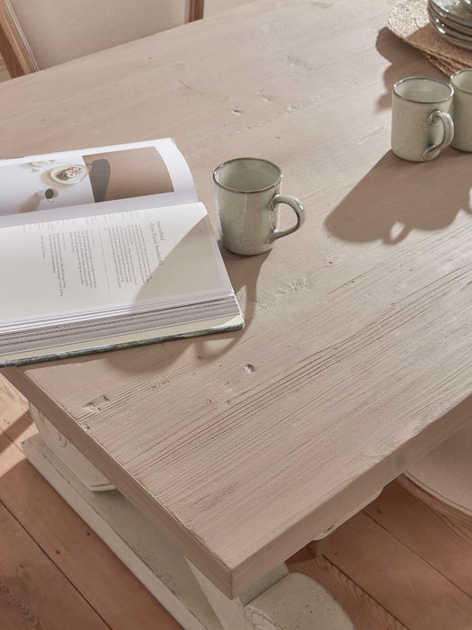 Avani Dining Table