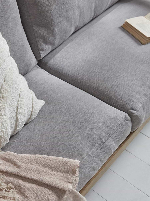 Neve Sofa