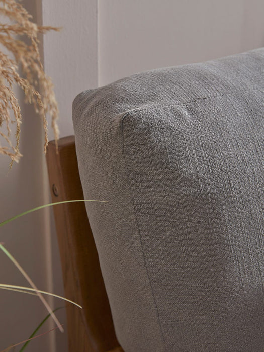 Neve Sofa