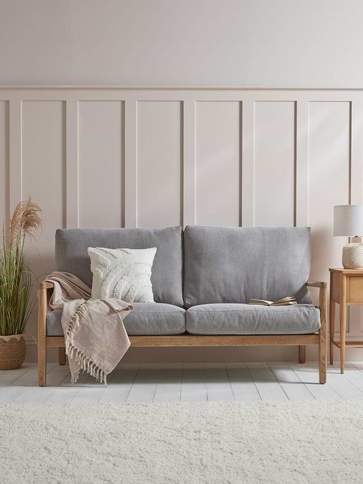 Neve Sofa