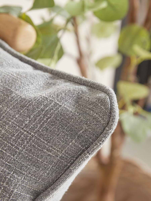 Lier Sofa