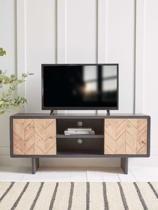 Hollis Media Unit