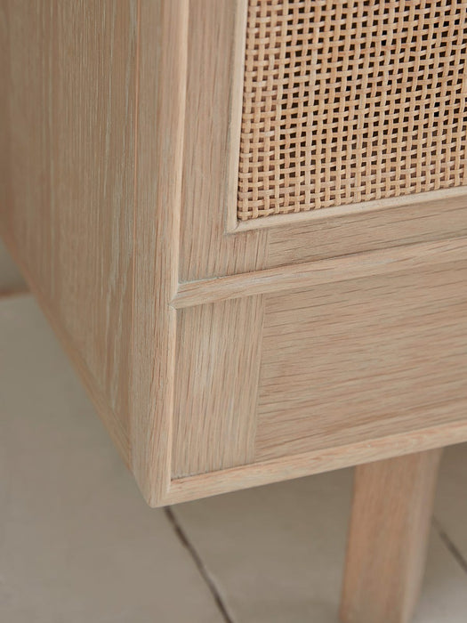 Astrid Media Unit
