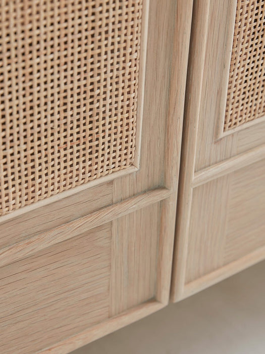 Astrid Media Unit