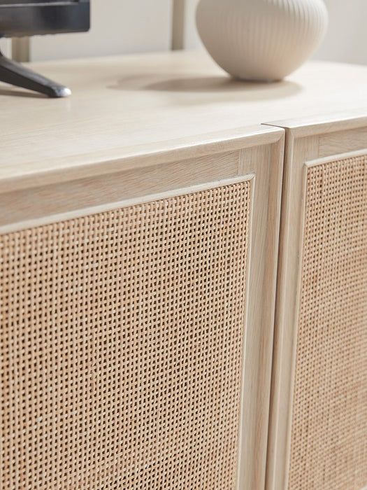 Astrid Media Unit