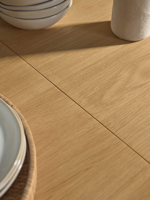 Gyda Extendable Dining Table