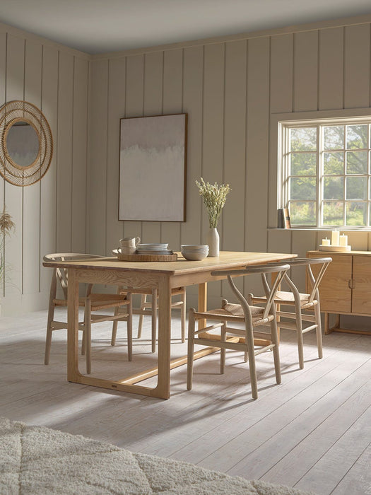 Gyda Extendable Dining Table