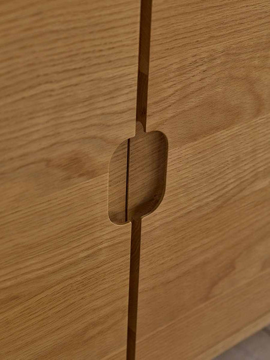 Gyda Sideboard