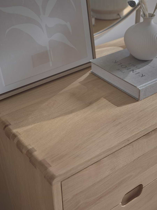 Salo Chest Of Drawers