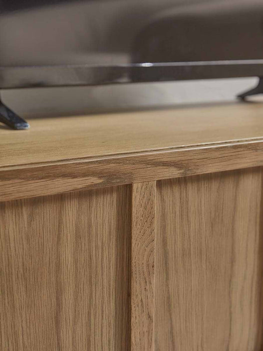 Panelled Media Unit