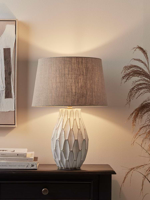 Alva Table Lamp