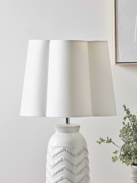 Tapered Scalloped Edge Shade - Large