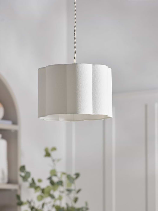 Scalloped Edge Shade