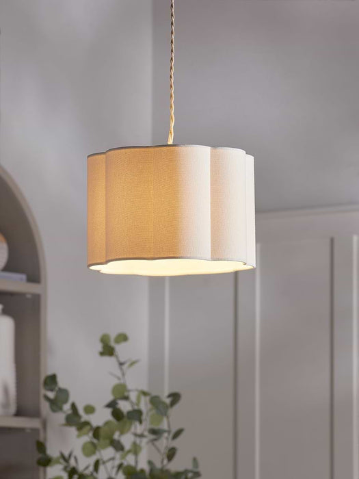 Scalloped Edge Shade