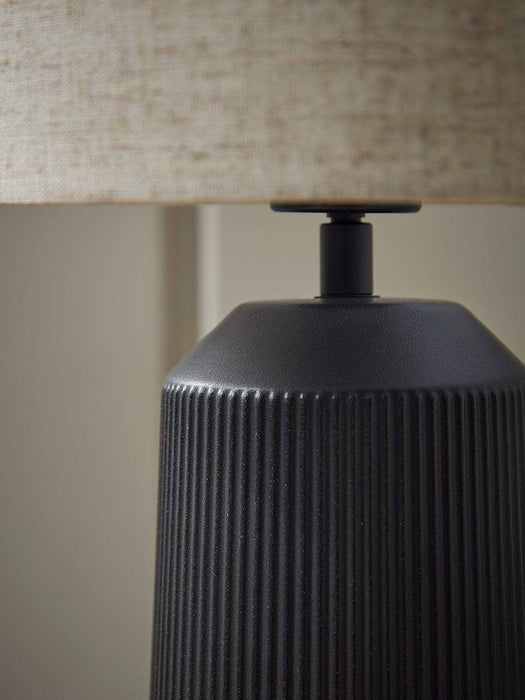 Ribbed Table Lamp