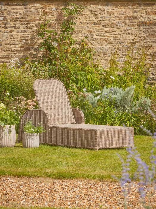 Marlow Lounger