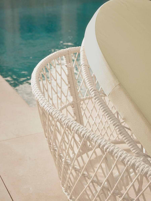 Milos Lounger