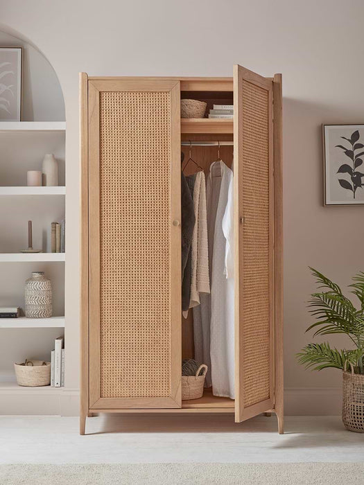 Mia Wardrobe