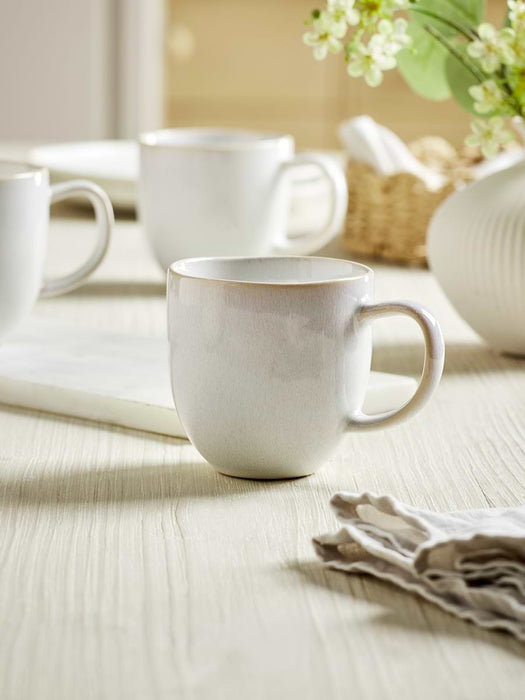 Six Adie Dinner Plates