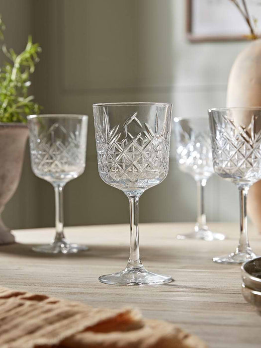 Four Vintage Style Champagne Coupes